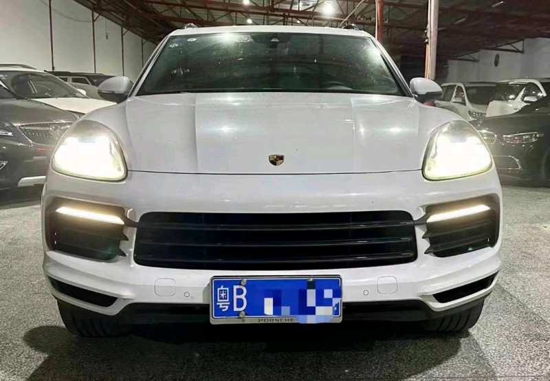 广州19年保时捷卡宴1