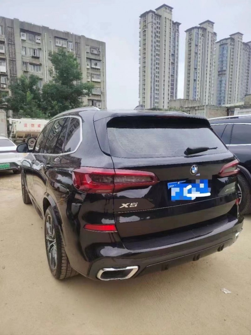 济宁22年宝马X55