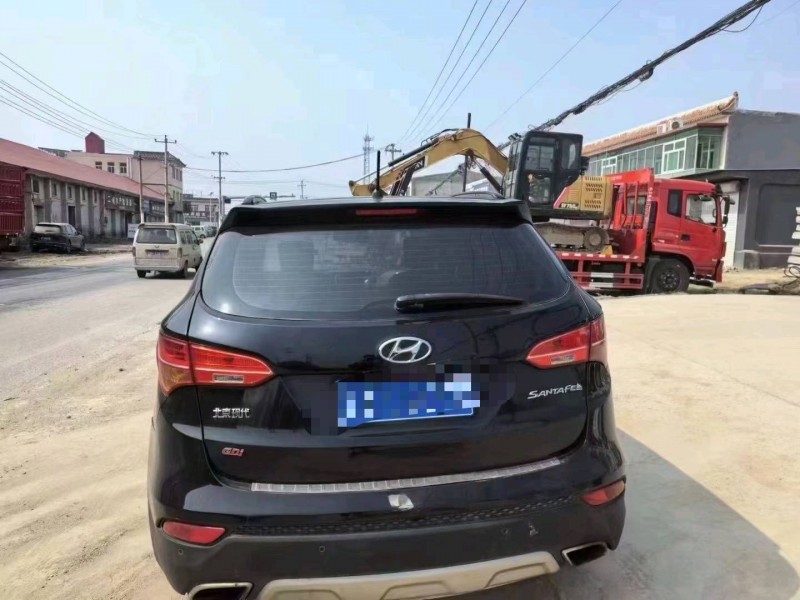 保定14年现代新胜达6