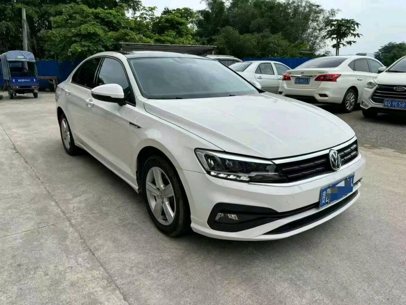 佛山21年大众凌渡3