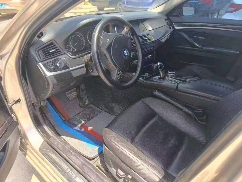 保定12年宝马5系4