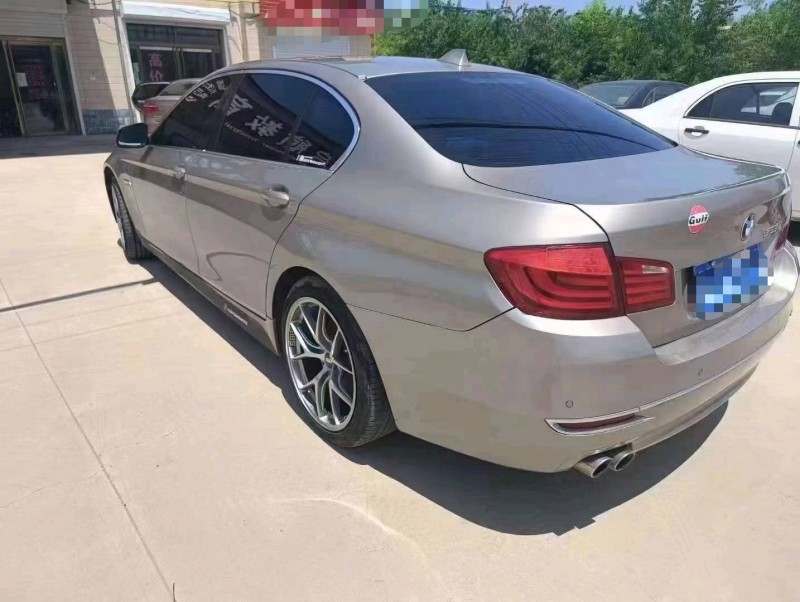 保定12年宝马5系5