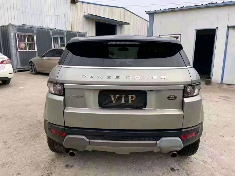 东营13年路虎极光8