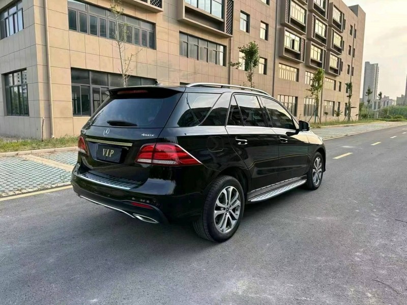 徐州17年奔驰GLE8