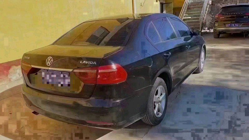 保定17年大众朗逸2