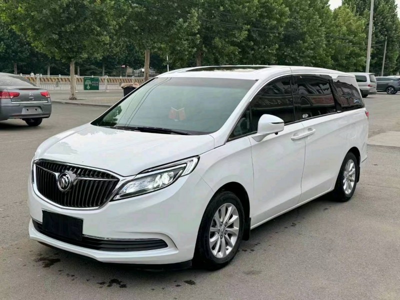 东营19年别克GL82