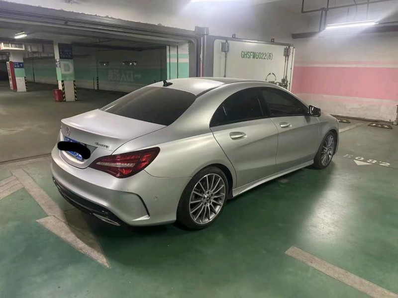 苏州18年奔驰CLA8