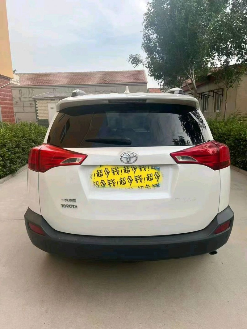 保定16年丰田RAV48