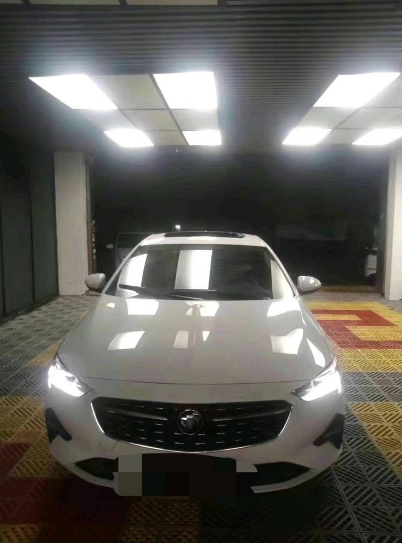 佛山21年别克君威1