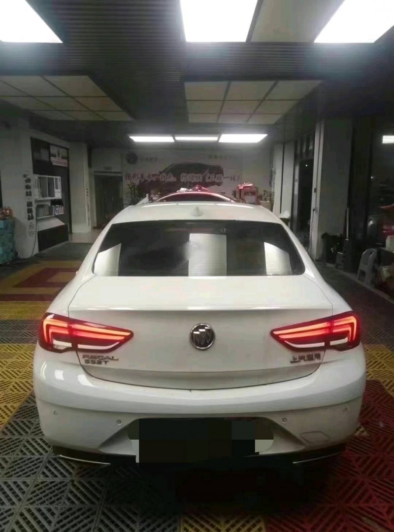 佛山21年别克君威2