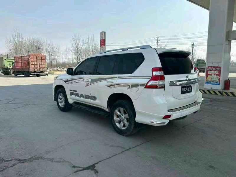 保定14年丰田普拉多8