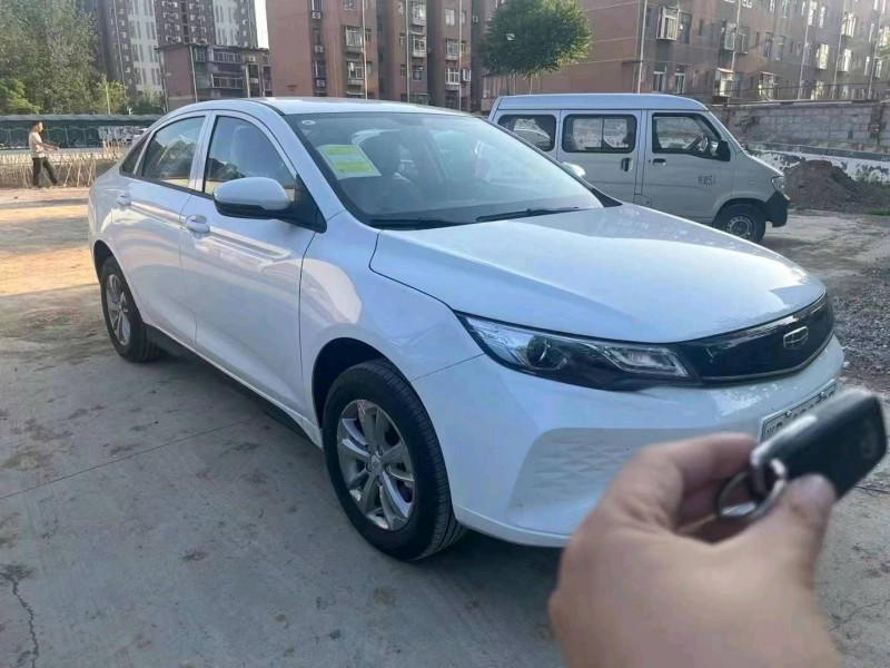 东营24年吉利帝豪EV2