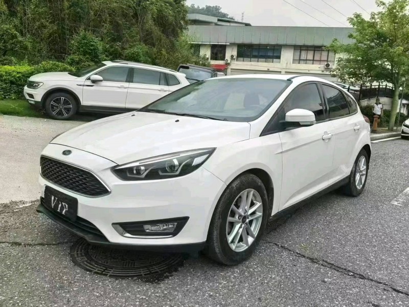 广州17年福特福克斯2