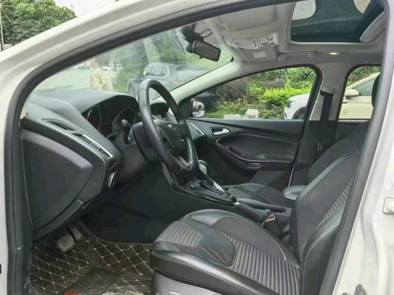 广州17年福特福克斯7