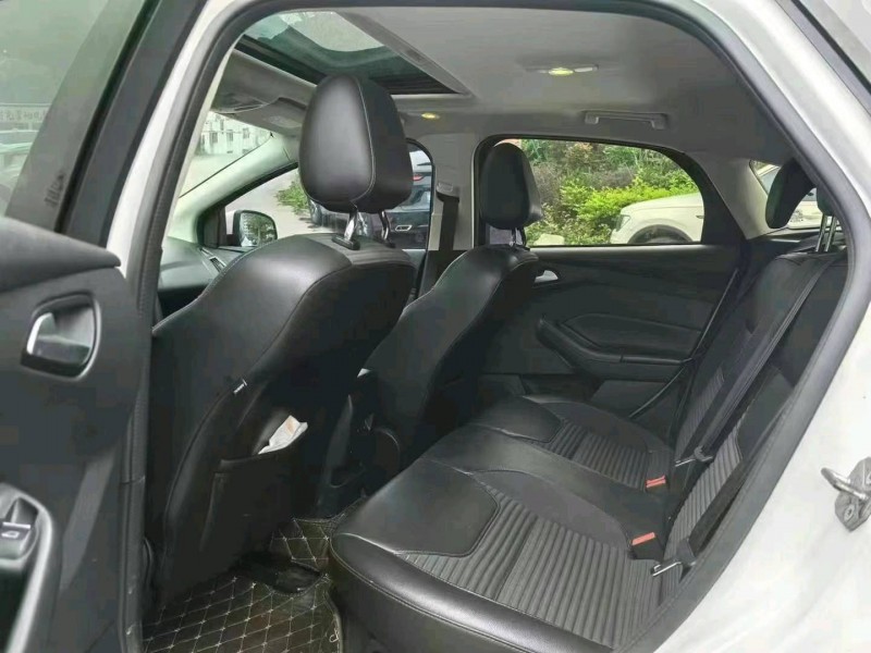 广州17年福特福克斯8