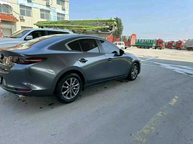 保定21年马自达昂克赛拉8