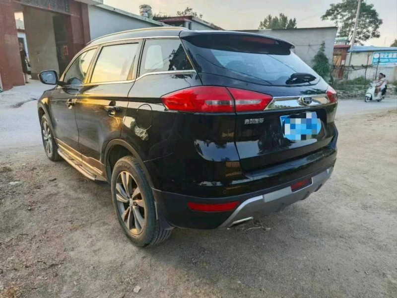 保定17年吉利博越7