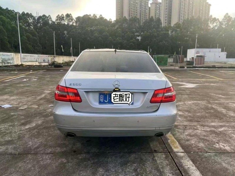 东营10年奔驰E3