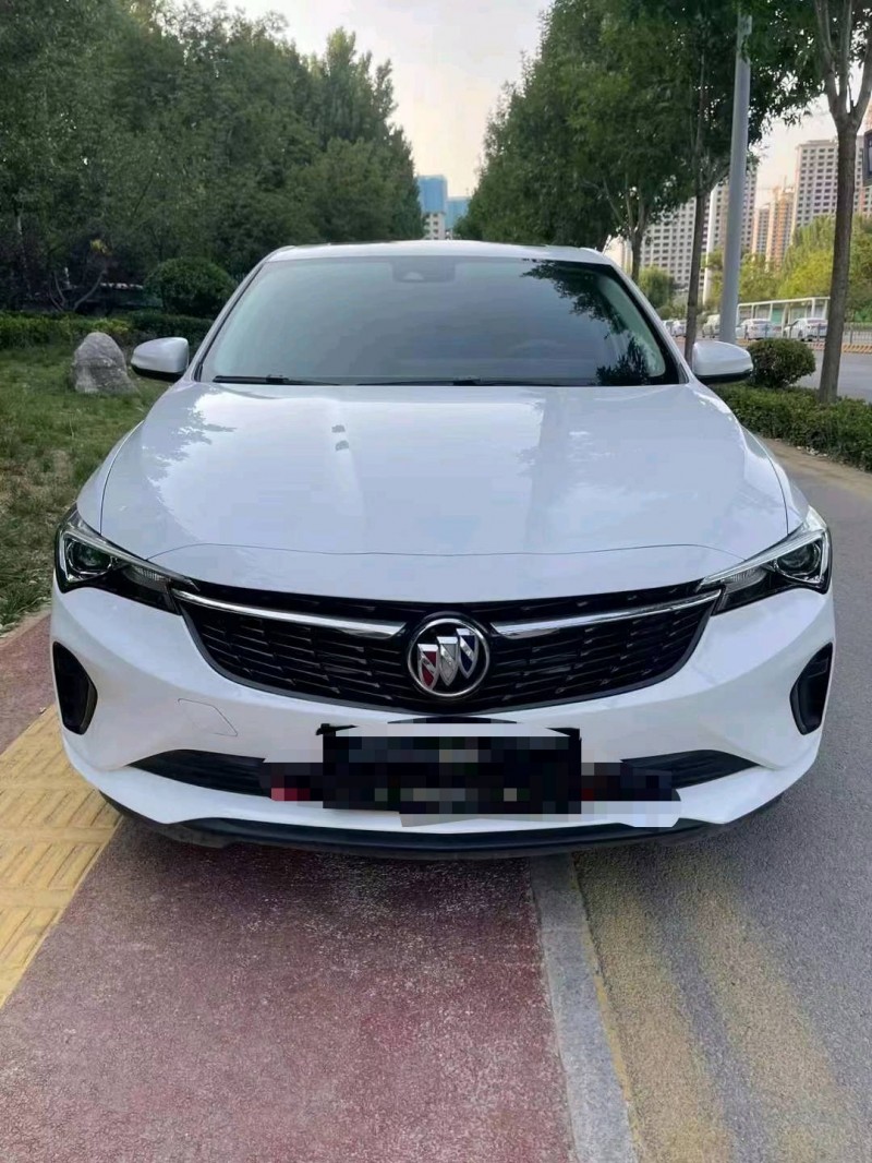 枣庄22年别克威朗1