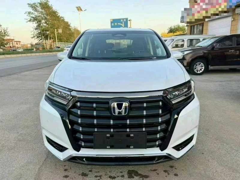 重庆24年本田艾力绅1