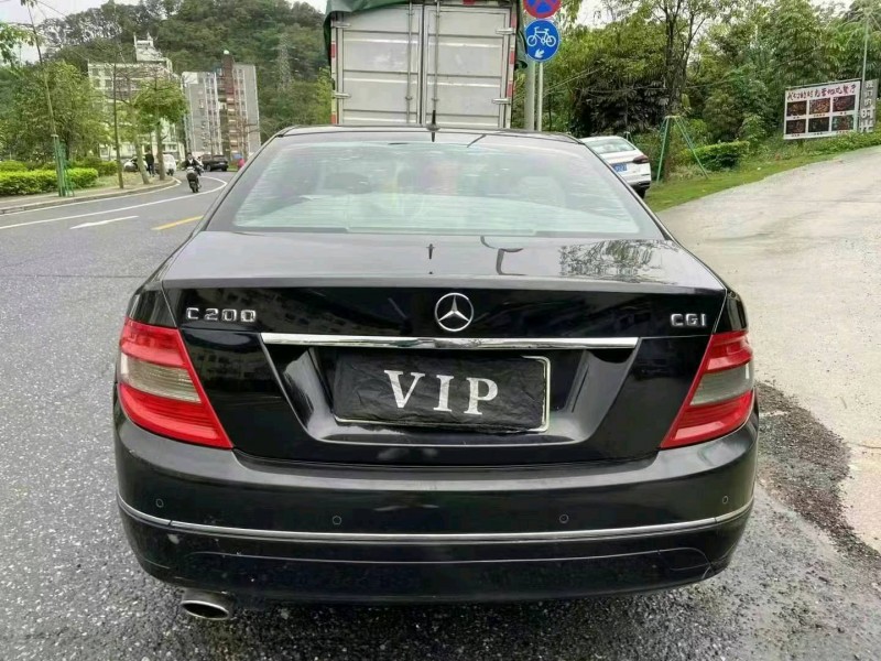 广州11年奔驰C3