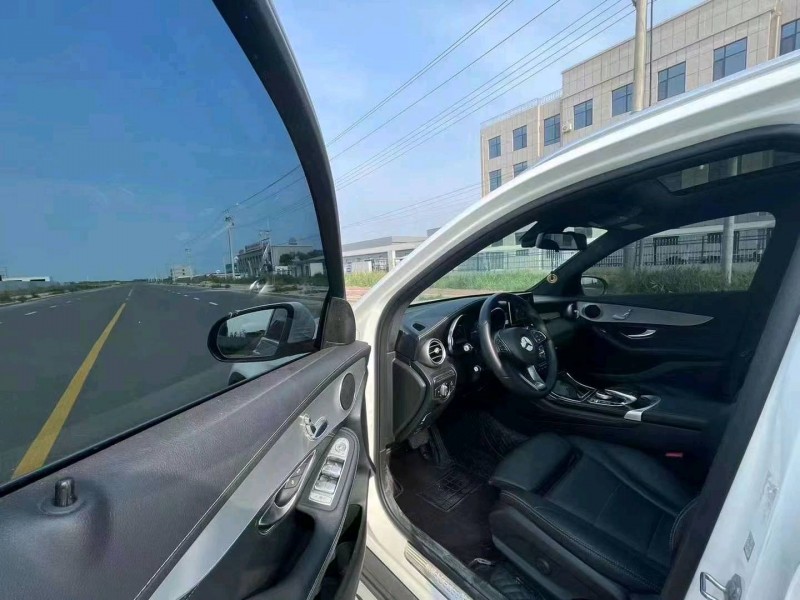 保定17年奔驰GLC3