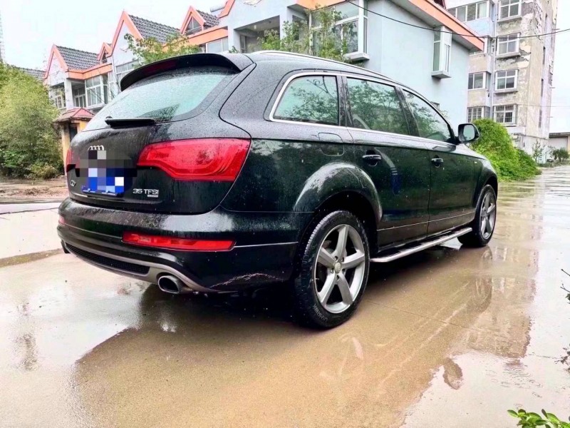 东营13年奥迪Q77