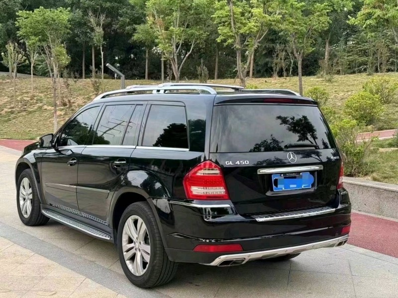 烟台10年奔驰GL7