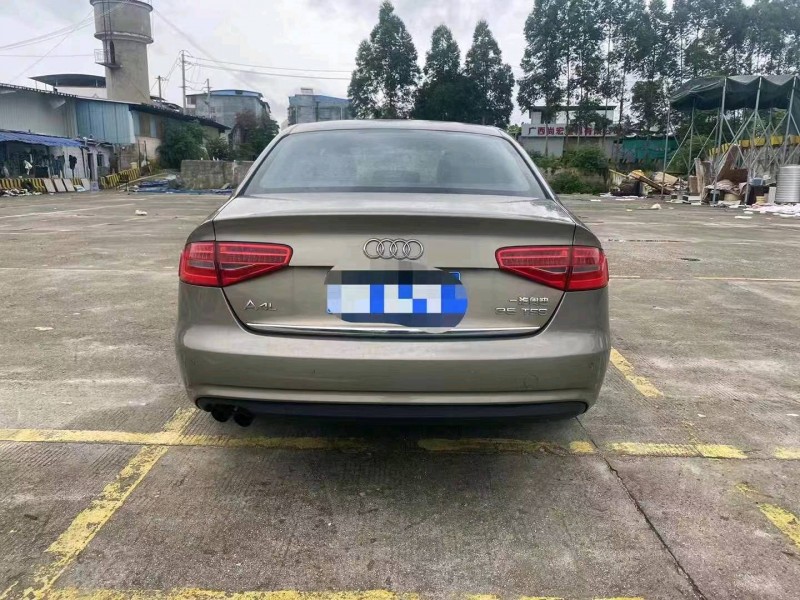 南寧13年奧迪A4L9