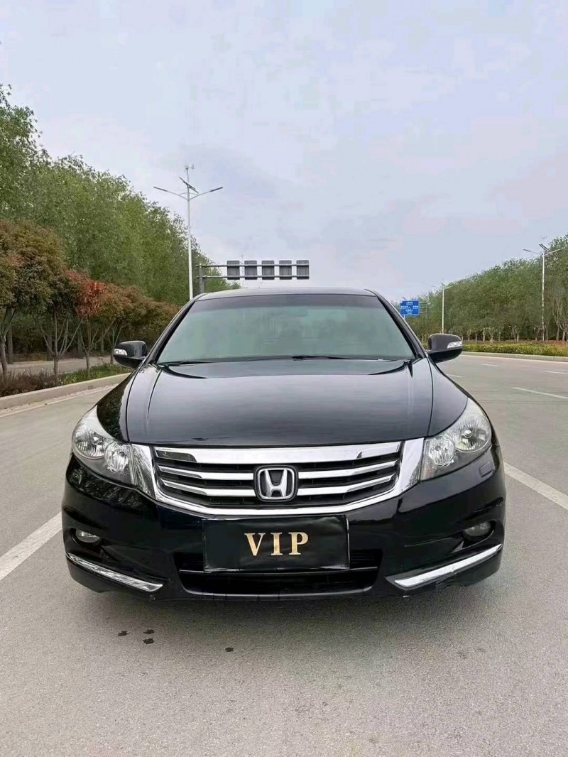 枣庄13年本田雅阁1