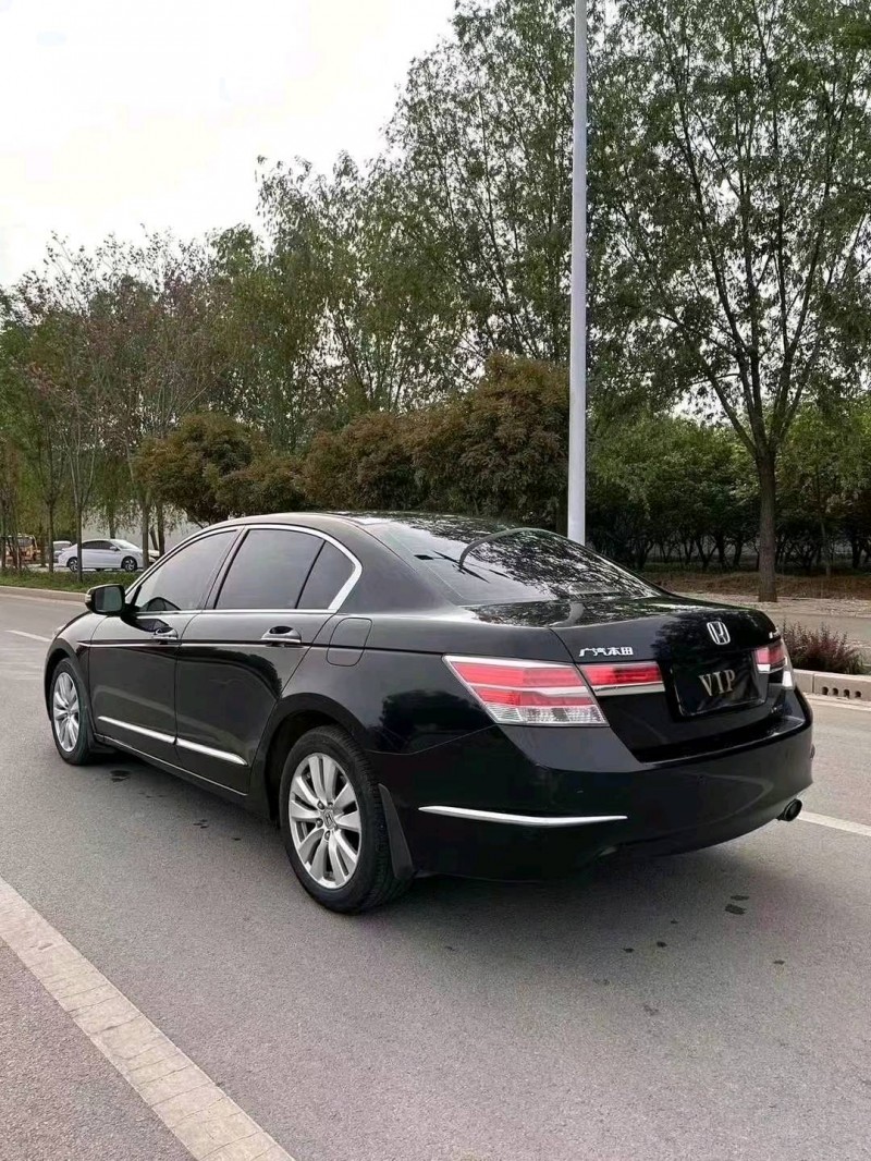 枣庄13年本田雅阁6