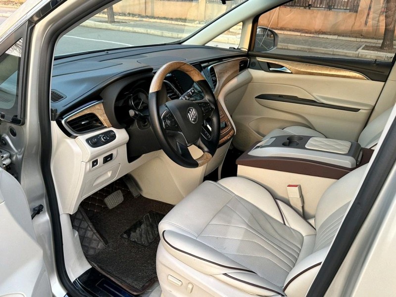 徐州18年别克GL84