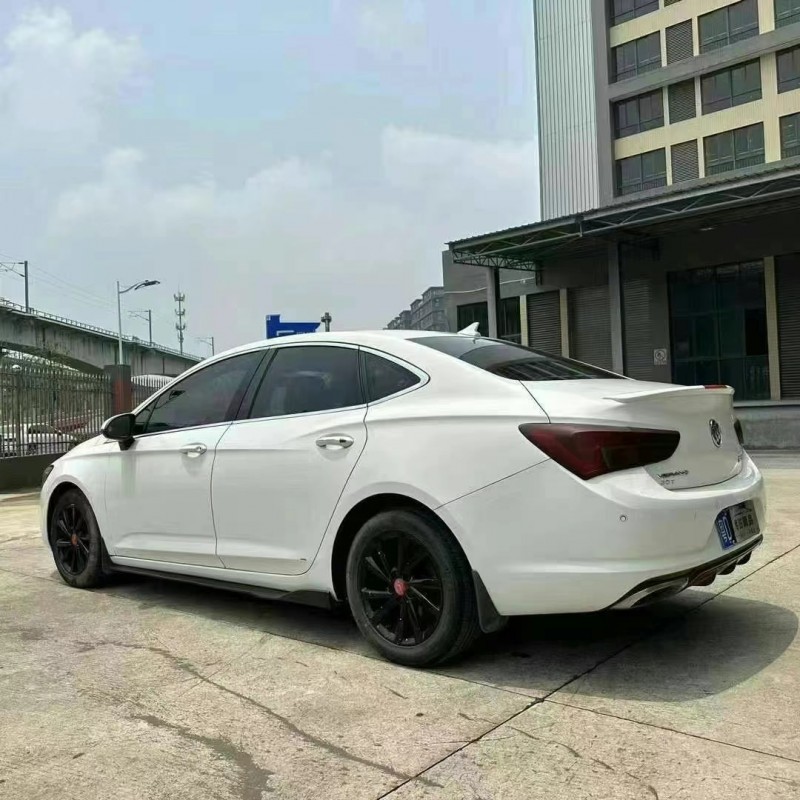 佛山18年别克威朗6