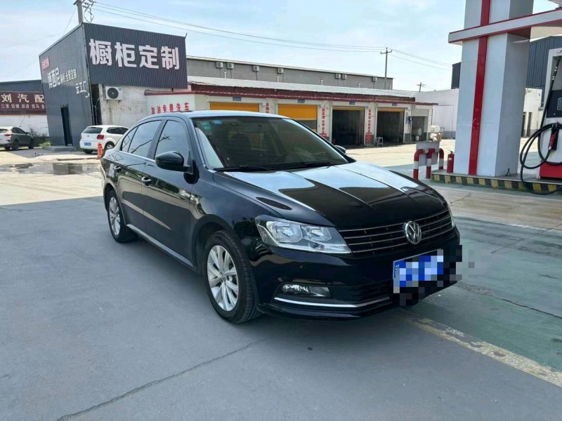 保定17年大众朗逸3