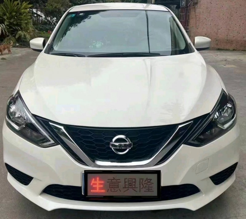 佛山21年日产轩逸1