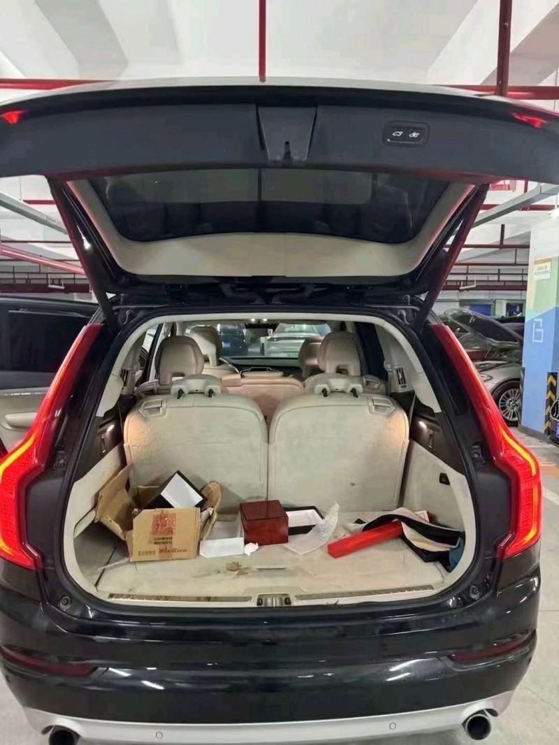 重庆18年沃尔沃XC905