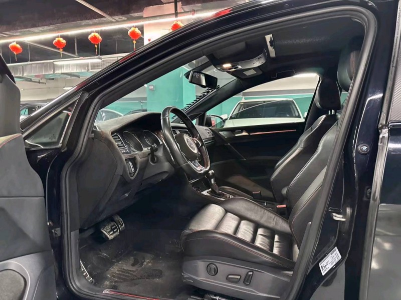 成都16年大众高尔夫4