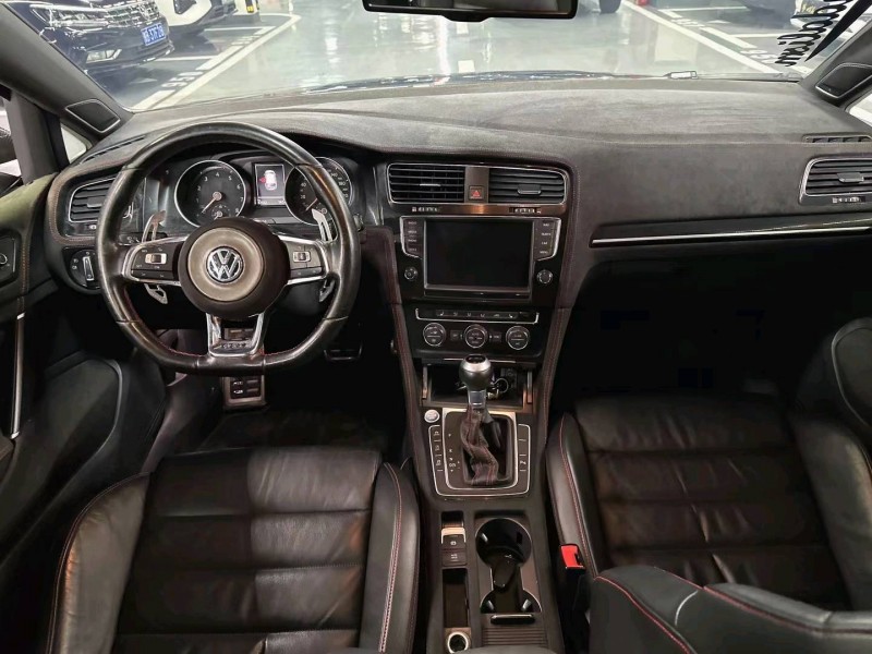 成都16年大众高尔夫5