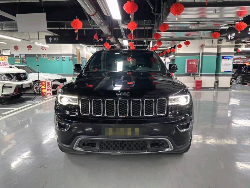 成都18年Jeep大切诺基1