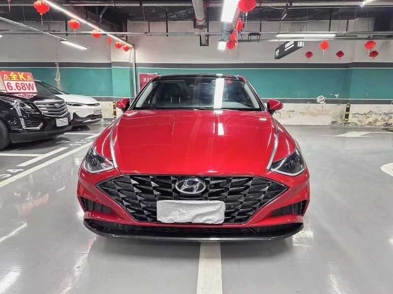 成都20年现代索纳塔十1