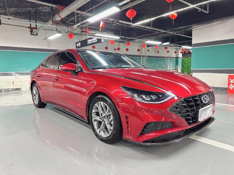 成都20年现代索纳塔十3