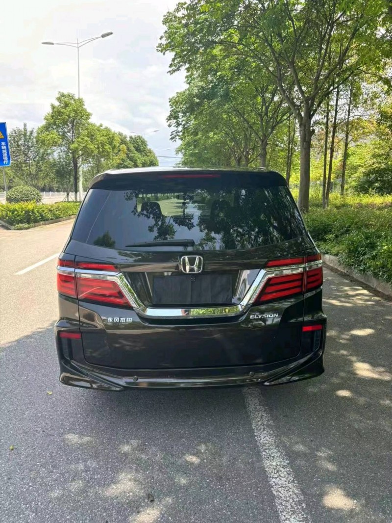 邵阳17年本田艾力绅2