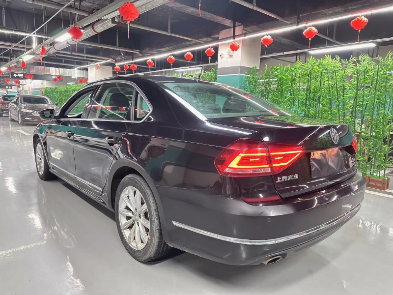成都18年大众帕萨特7