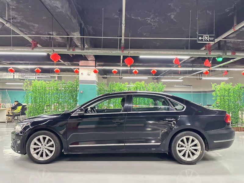 成都18年大众帕萨特8