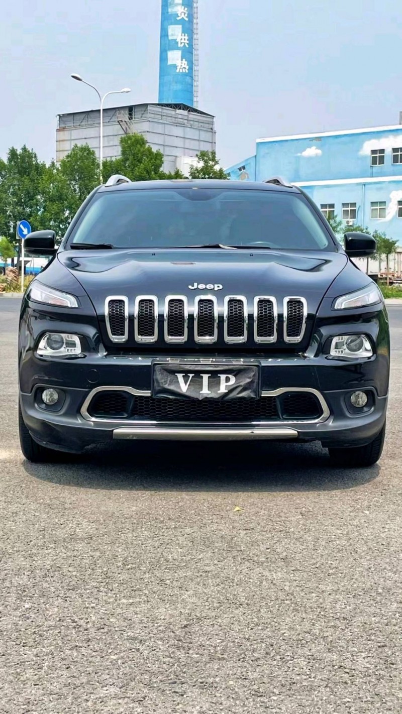 廊坊18年Jeep自由光1