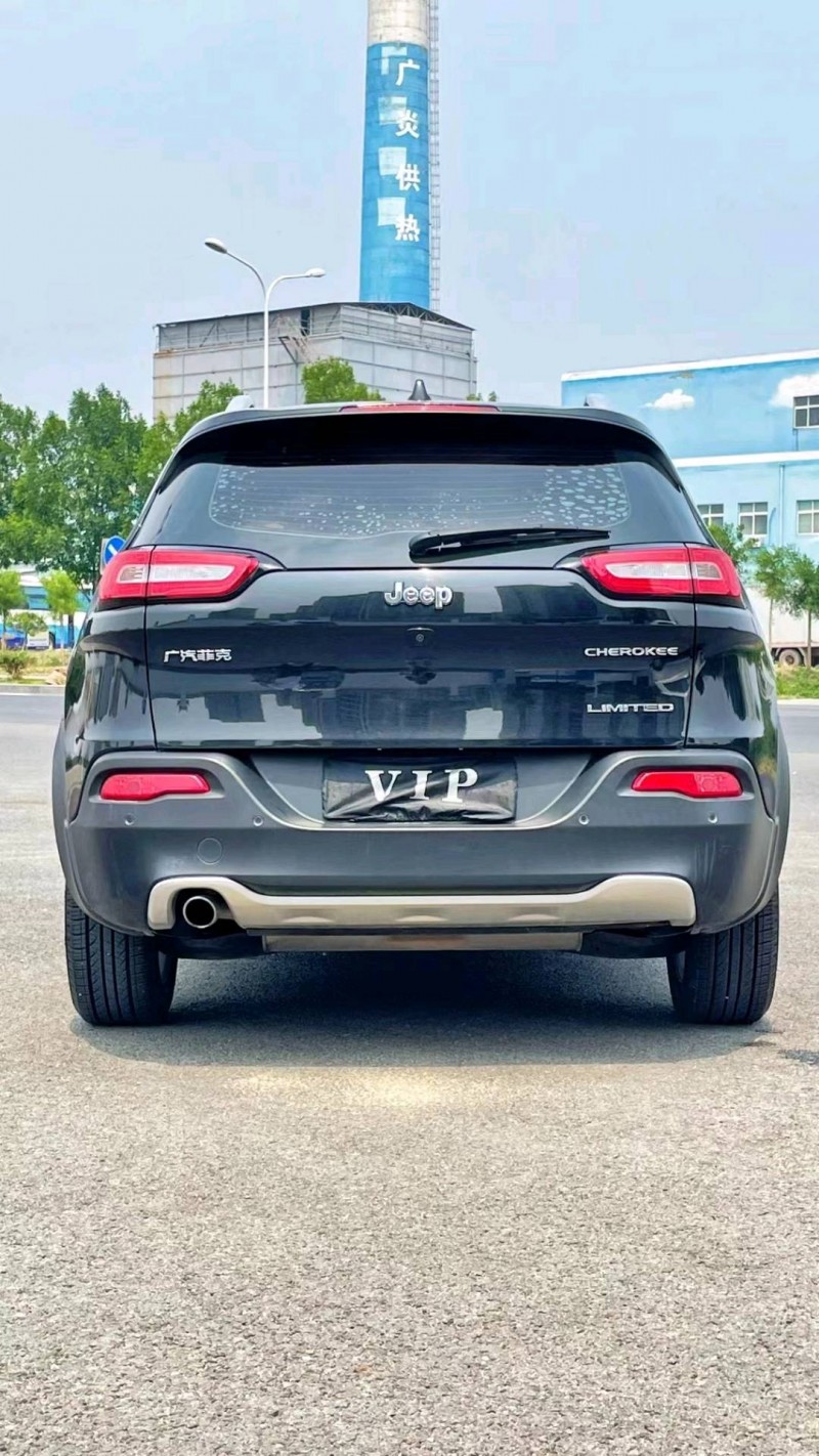 廊坊18年Jeep自由光6