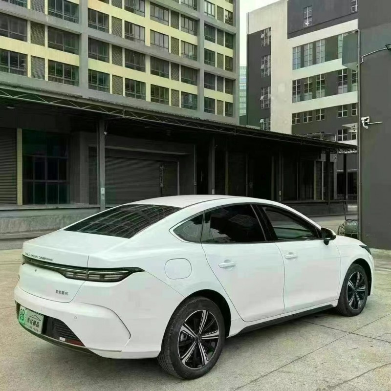 佛山23年比亚迪驱逐舰7