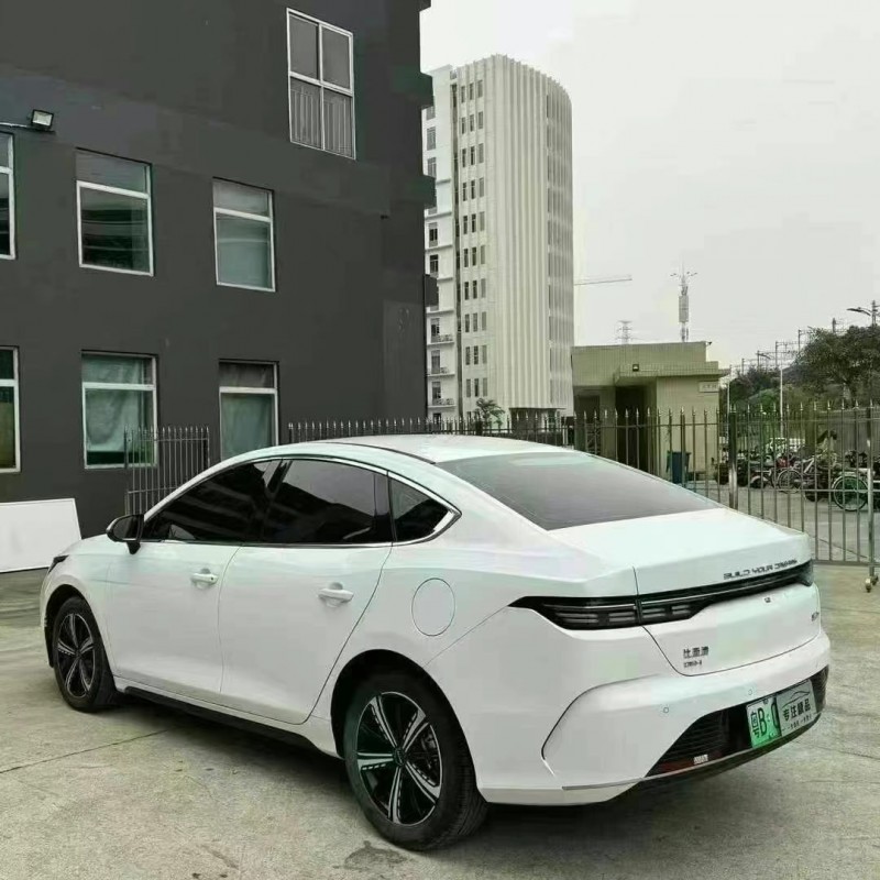 佛山23年比亚迪驱逐舰8