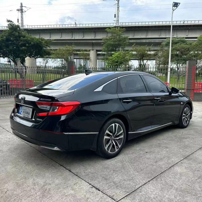 佛山19年本田雅阁8