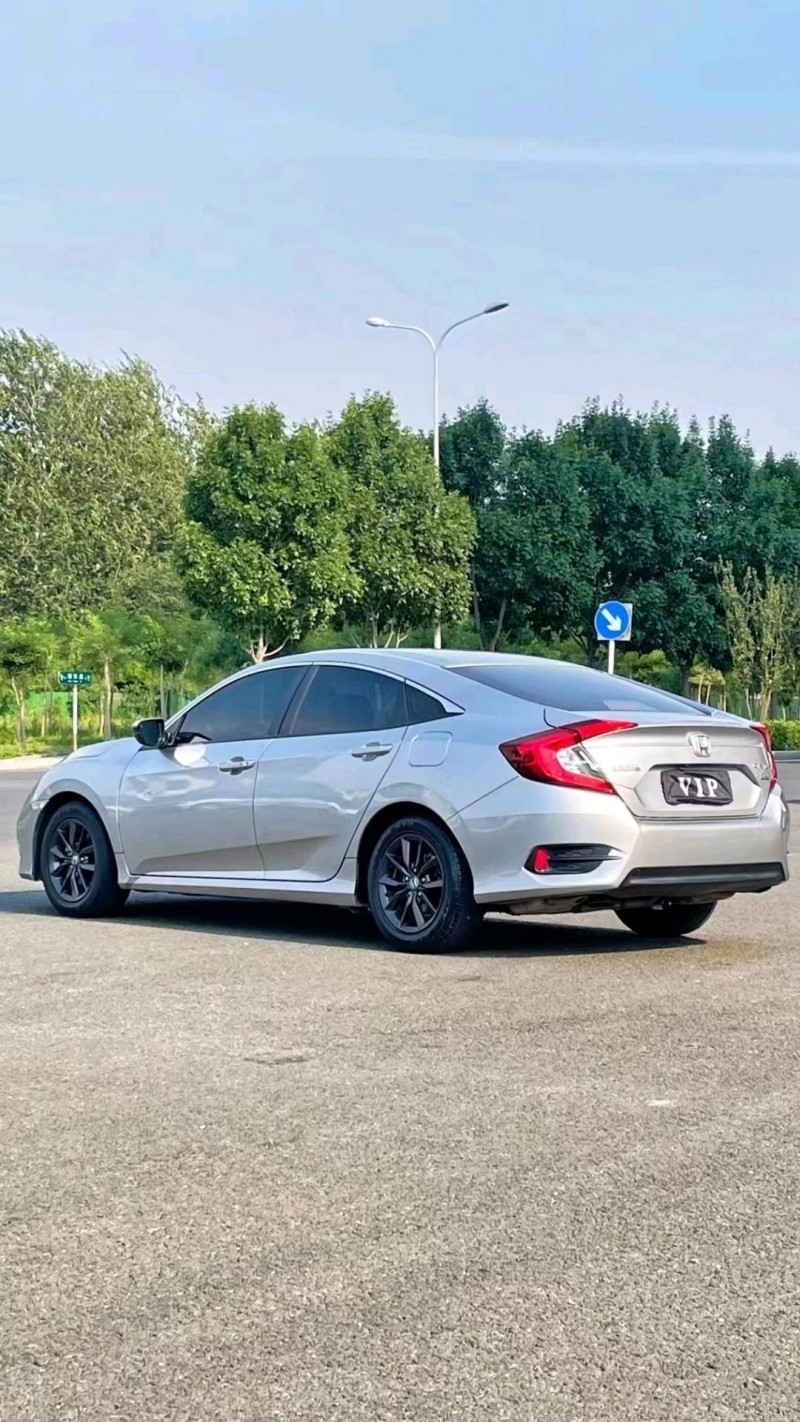 廊坊21年本田思域8